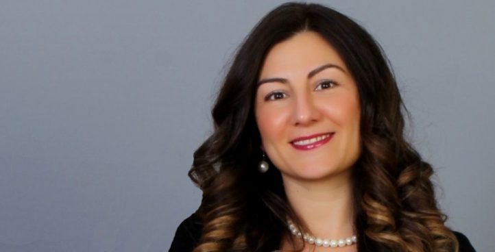 Güvenin Çatladığı Ev - Psikolog Dr. Saadet Elevli 