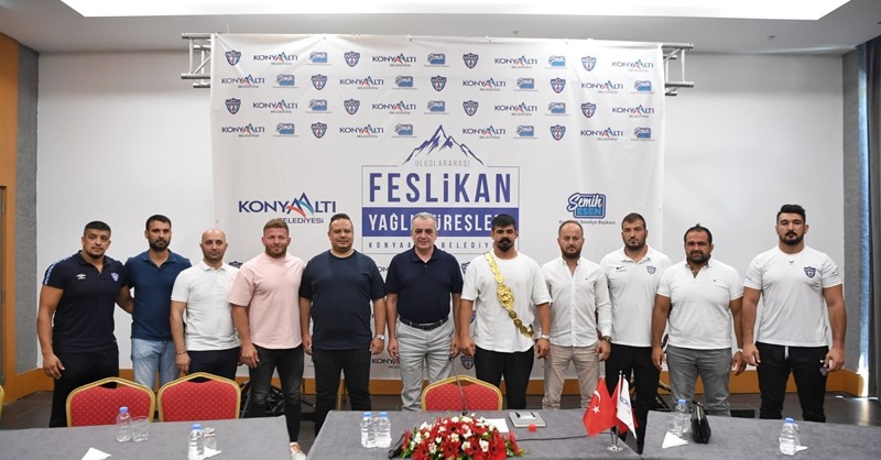 Feslikan Yaylası güreşlere hazır
