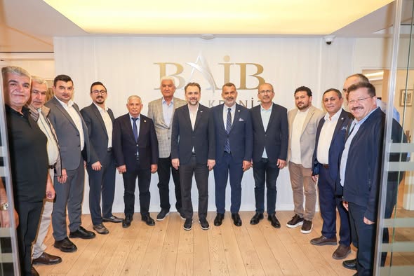 Kutso Yönetim Kurulu Başkanı Fahri Özen, Meclis Başkanı Menderes Oktay